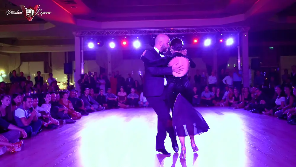 Video thumbnail for Istanbul-Express Tango Festival 2019 / Alper Ergokmen & Selen Surek 1/4