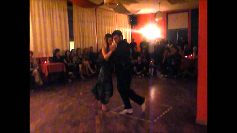 Video thumbnail for Matteo e Ludovica Antonietti a La Floridita Milonga 2013.10.05