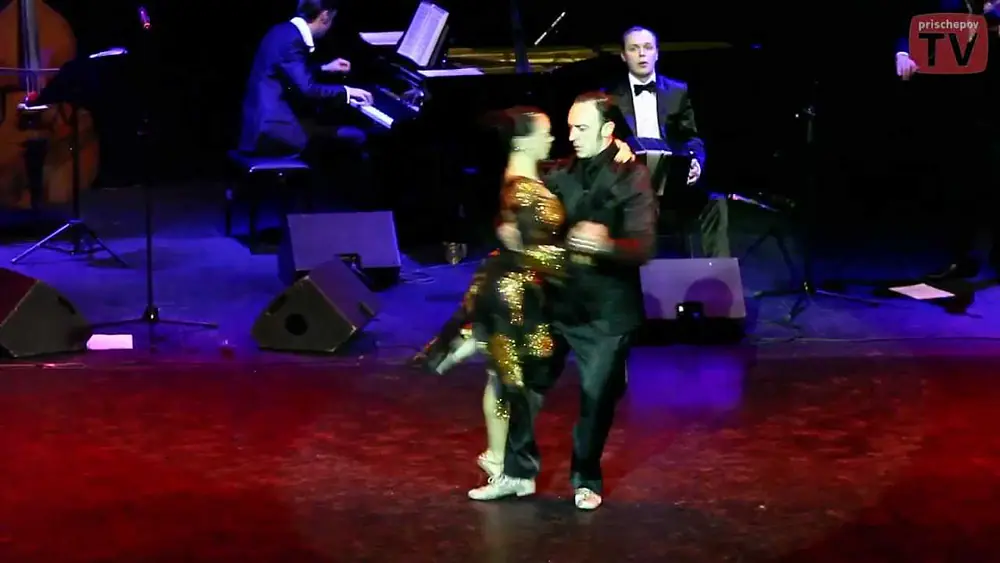 Video thumbnail for Rodrigo "Joe" Corbata & Lucila Cionci, Solo Tango Orquesta, "Gallo Ciego"