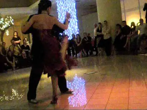 Video thumbnail for Mario Consiglieri & Anabella Diaz Hojman, Tango[R]evolución 2011,Tango3