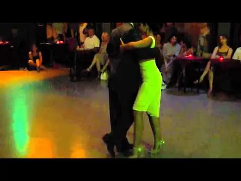 Video thumbnail for Florencia LABIANO & Hernan RODRIGUEZ @ Soho Tango