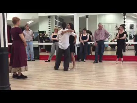 Video thumbnail for Gancho from Juan Alba y Mariana Soler (DNI tango)