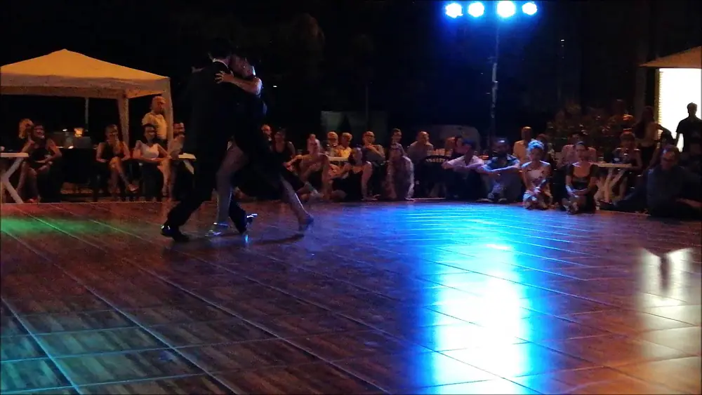 Video thumbnail for Edwin Espinosa y Alexa Yepes al PalaSegrate (Milano)