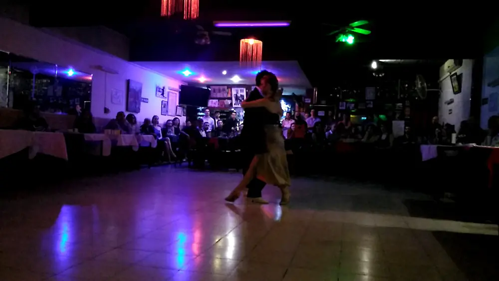 Video thumbnail for Melina Brufman & Pablo Alvarez @ Tango Club Milonga(2)