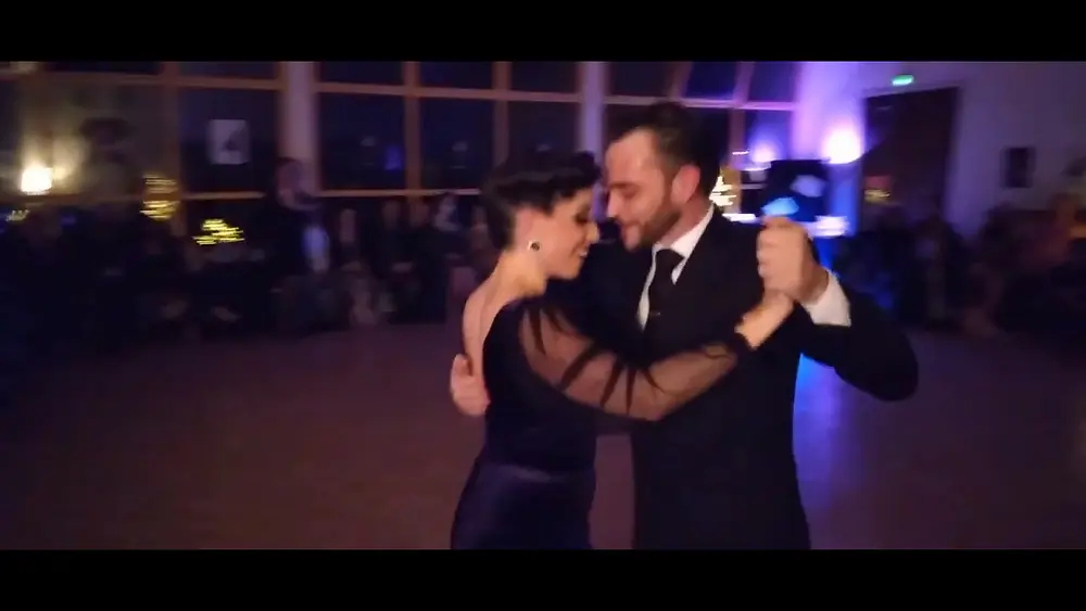 Video thumbnail for Démonstration de Bárbara Ferreyra & Agustín Agnez - Février 2022 - Tango A Vivre Limoges