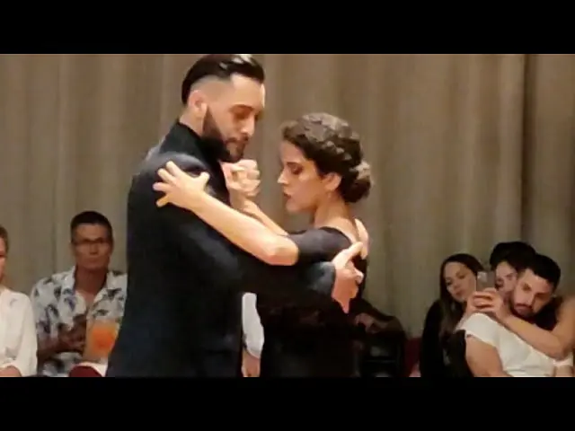 Video thumbnail for Natasha Arape y Juan Seliman. El látigo (D'Arienzo) Doso milonga 30dic22 (3/3)
