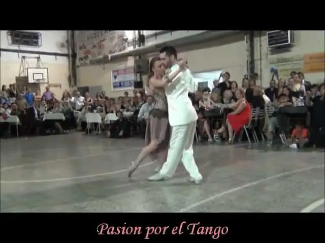 Video thumbnail for Andrea Misse y Javier Rodriguez bailando SOS en la MILONGA del AÑO en el SUNDERLAND