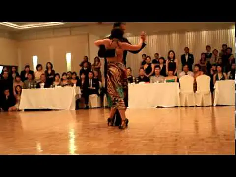 Video thumbnail for Fabian Peralta y Virginia Pandolfi 2010 Grand 02