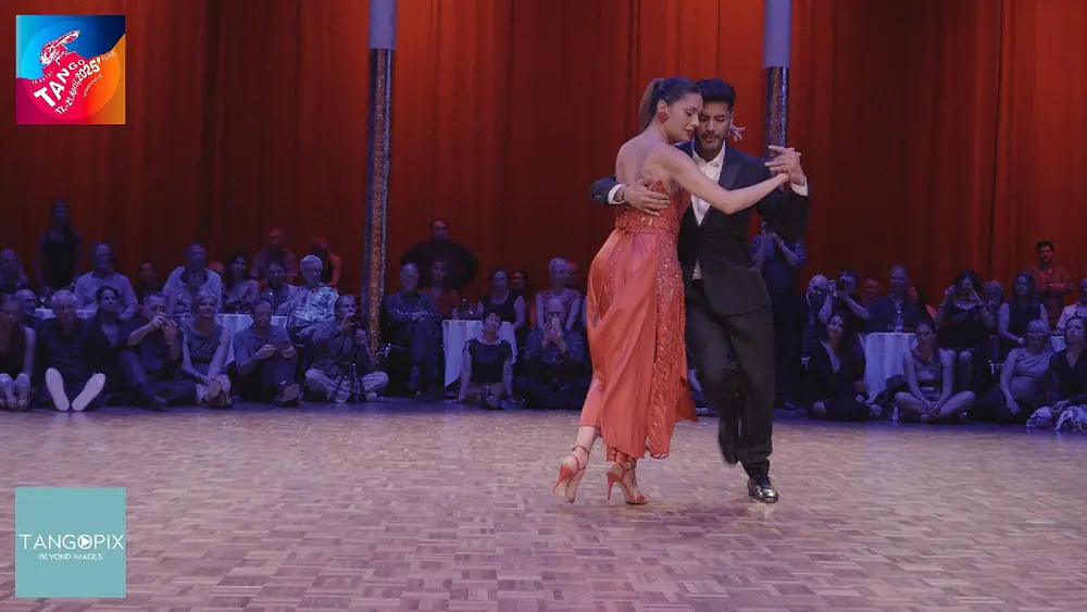 Video thumbnail for OSTERTANGO FESTIVAL '25 - Paula Tejeda & Lucas Carrizo dance Juan D'Arienzo & Hector Mauré Enamorado