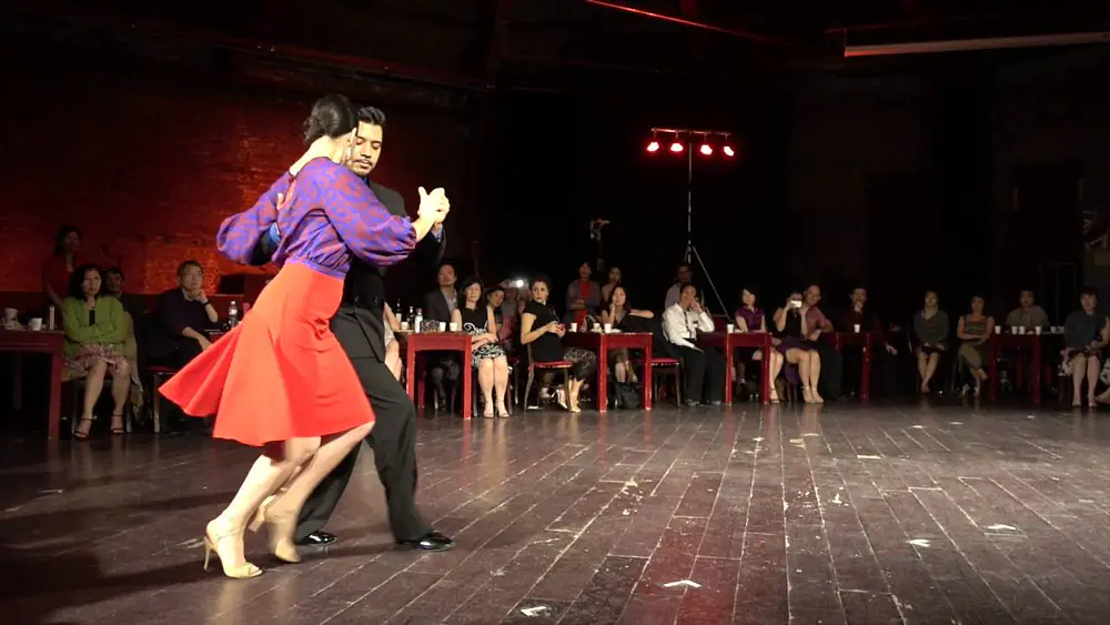 Video thumbnail for Adrian y Amanda Costa @Taipei New Year Tango Fiesta, 2nd day, 2nd