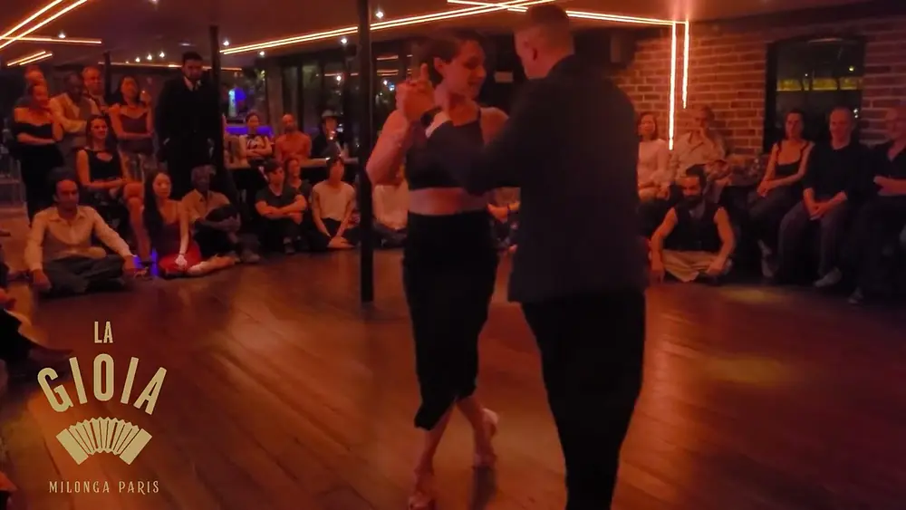 Video thumbnail for Show de Barbara Carpino & Claudio Forte (3/4)