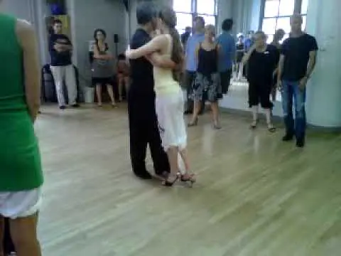 Video thumbnail for Argentine Tango:Jorge Torres- Vals workshop (2)
