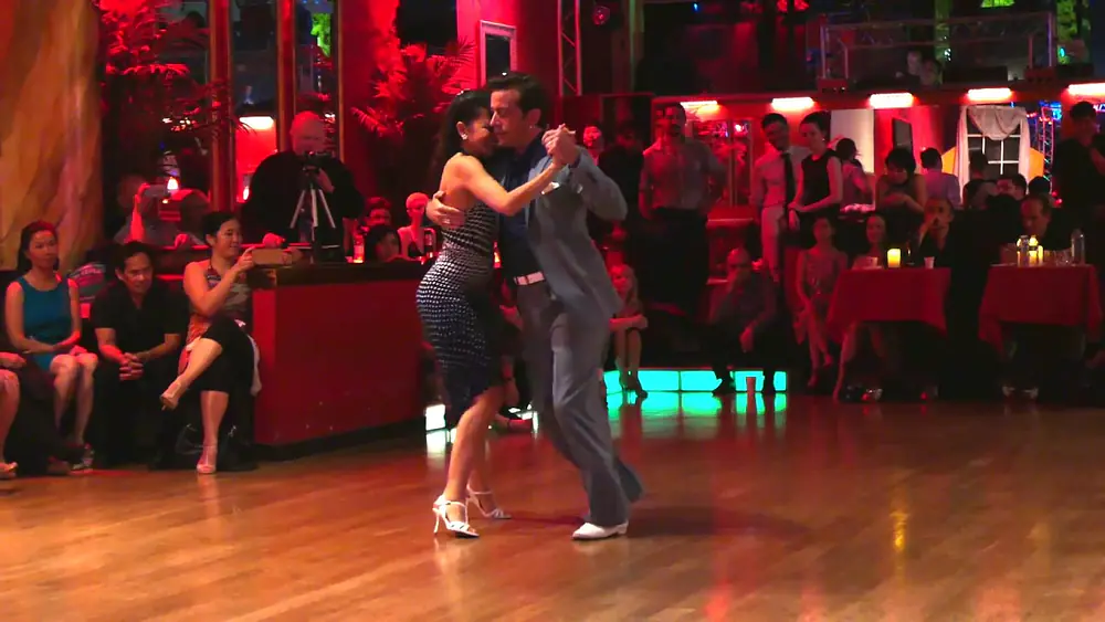 Video thumbnail for Pablo Inza & Sofia Saborido  @ Milonga @ Alberto's 2017 May 21 Tango Demo 2/3