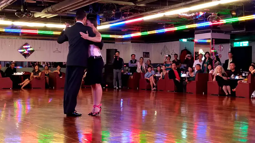 Video thumbnail for Stella Missé & Vladimir Khorev Tango duo queen Taiwán 2016