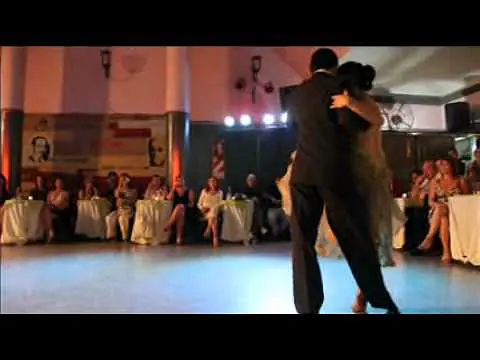 Video thumbnail for SOLANGE ACOSTA Y MAX VAN DE VOORDE EN FRUTO DULCE (Tango Salón)