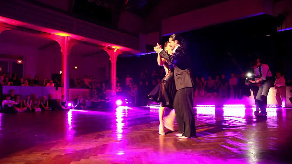 Video thumbnail for Sebastian ARCE & Mariana MONTES Milonga  Karlsruhe 2010