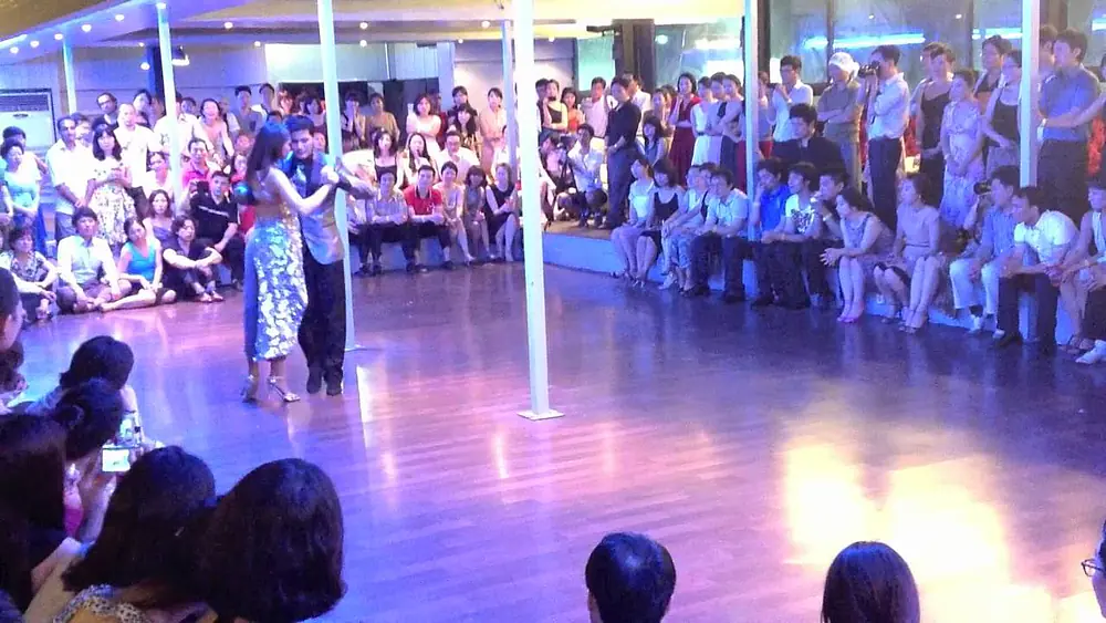 Video thumbnail for Beach Tango Festival - Paula Tejeda & Lucas Carrizo