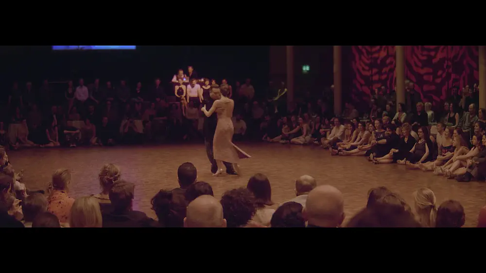Video thumbnail for Chicho Mariano Frumboli y Adelma Rago bailan "El flete" por d'Arienzo en Basel