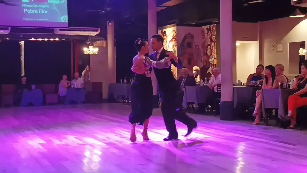 Video thumbnail for Valeria Maside y Pablo Moyano bailan Pobre Flor de Alfredo De Angelis