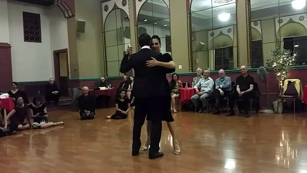 Video thumbnail for Maria Filali & Gianpiero Galdi @ Milonga Época C 2017.04.22. vals