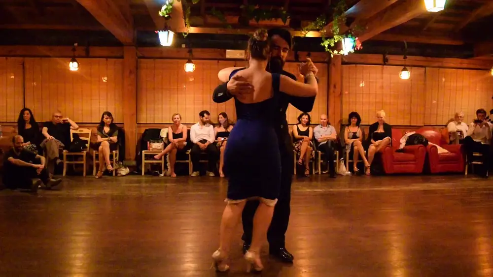 Video thumbnail for Maja Petrović y Marko Miljević - Milonga