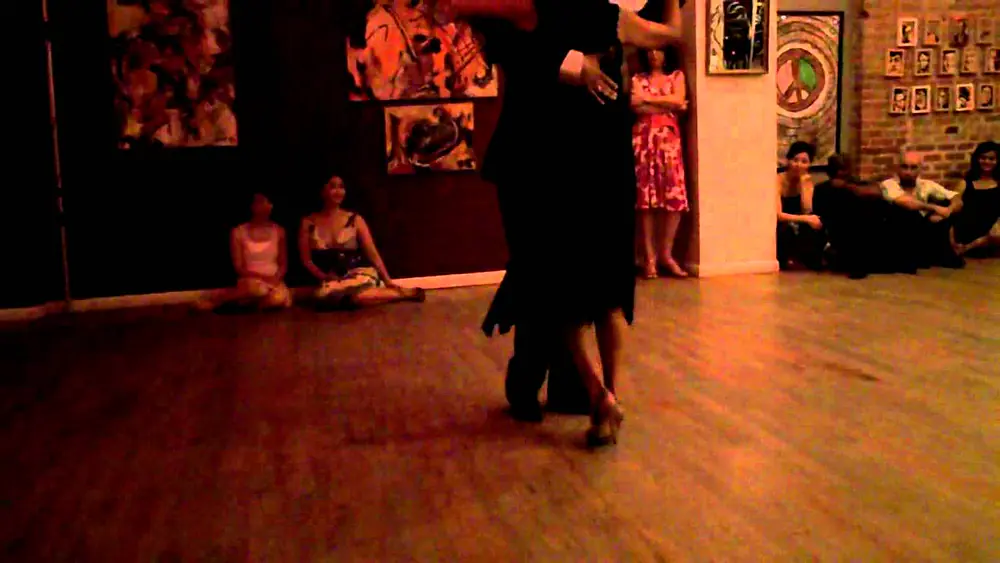 Video thumbnail for Hernan Brizuela & Elina Roldan: Argentine tango @ La Nacional 2 of 2