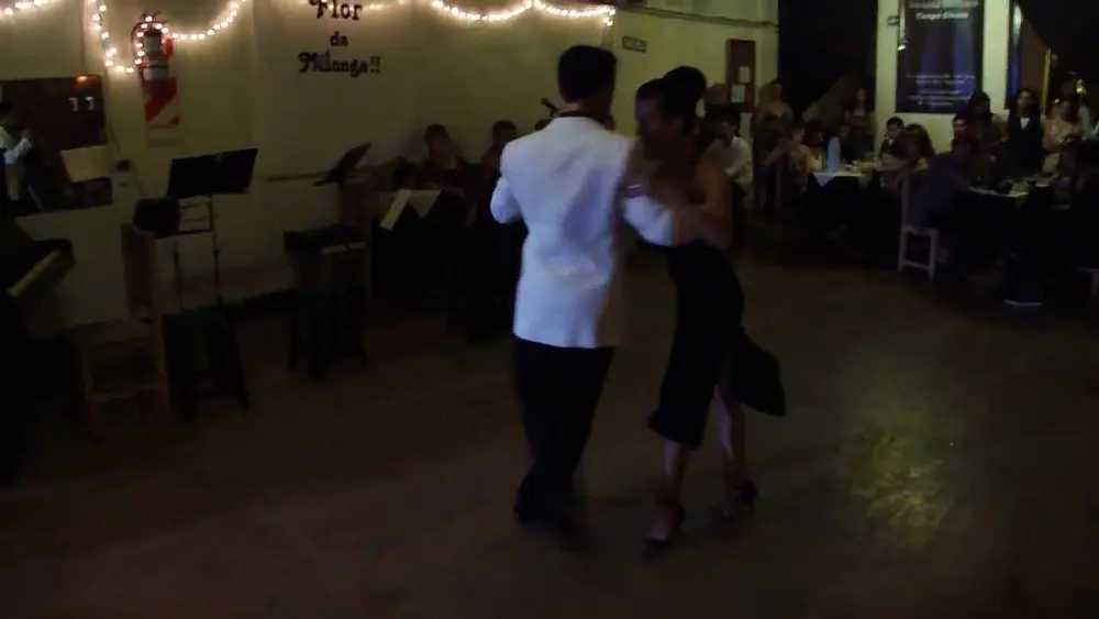 Video thumbnail for JULIANA APARICIO y JOSÉ ALMAR - Que Dios te ayude (27.12.2011)