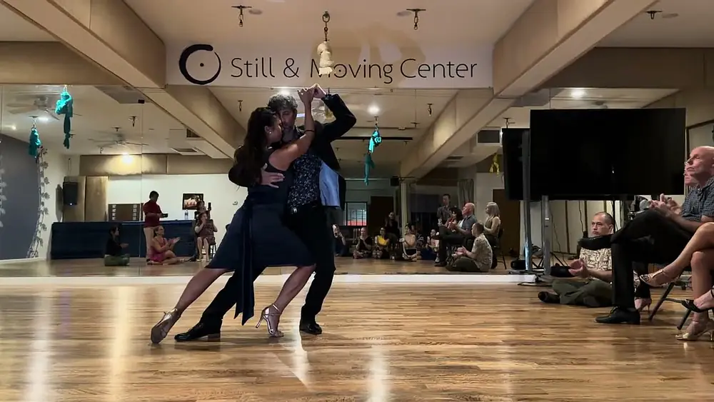 Video thumbnail for Gaby Mataloni & Diego Amorin in Honolulu 2- Feb2024