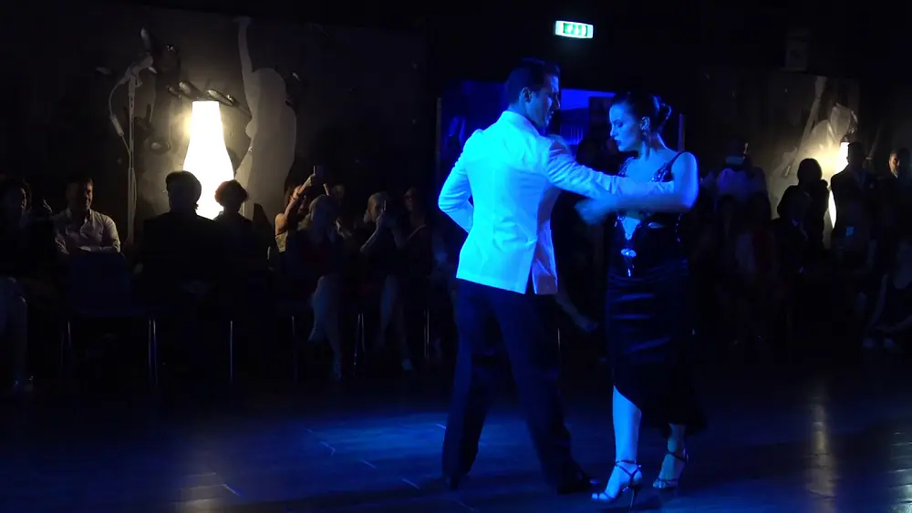 Video thumbnail for Facundo Pinero y Augustina Piaggio - Bari International Tango Congress - 3.11.2018  3.4