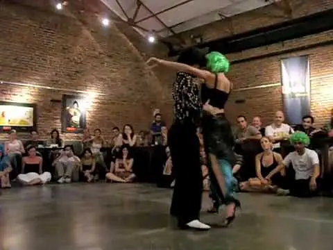 Video thumbnail for Ozgur El turquito Demir y Cecilia Berra bailando Tango en Loca (Buenos Aires)