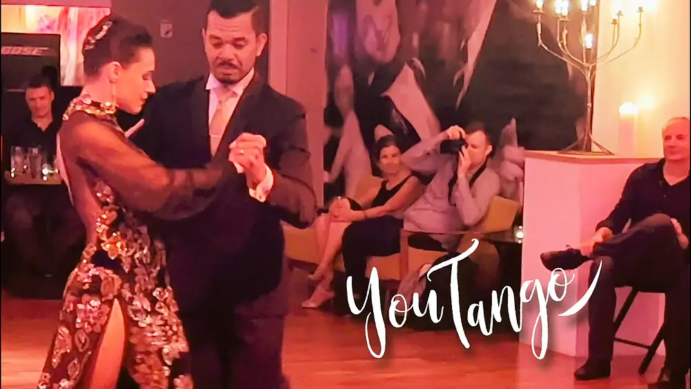 Video thumbnail for Mirella & Carlos Santos David in Munich - Amarraditos