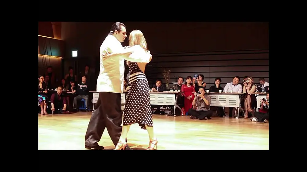 Video thumbnail for Seoul Tango Carnaval 2013. Grand milonga #3 Carolina Bonaventura & Francisco Forquera