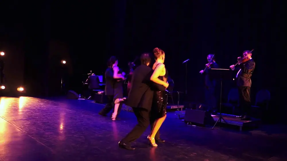 Video thumbnail for Chicho Frumbolli & Juana Sepulveda, Ruben & Sabrina  Veliz, Solo Tango Orquesta "Ventarron"