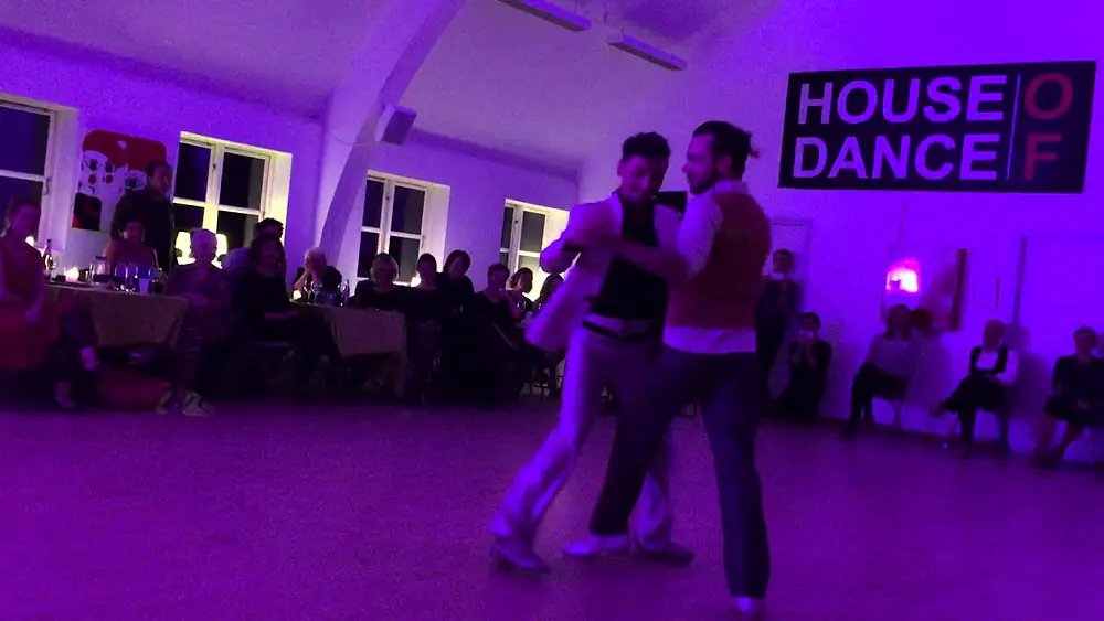 Video thumbnail for Martin Maldonado & Maurizio Ghella  Easter-tango 2015 @ Tango Malevaje