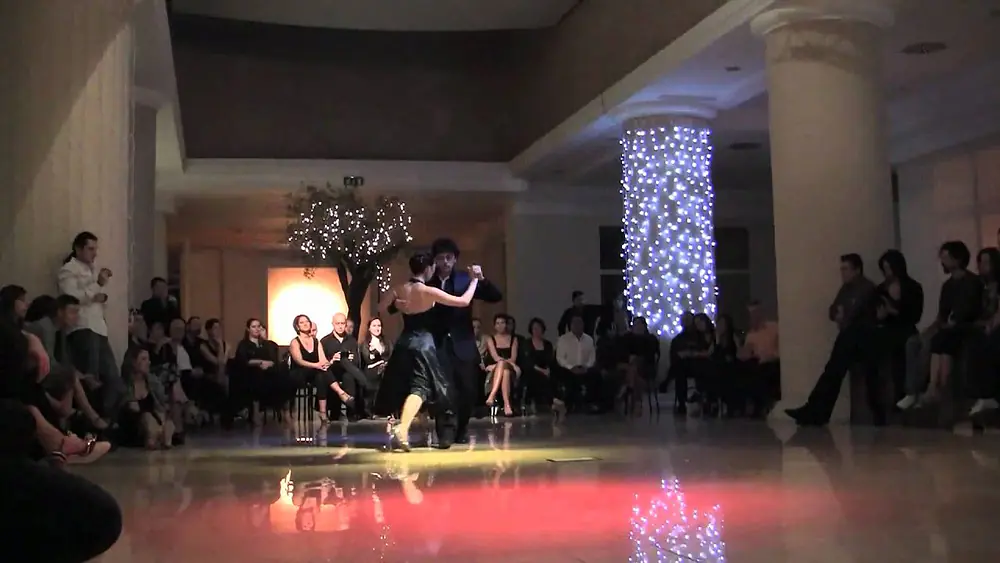 Video thumbnail for Federico Naveira & Inés Muzzopappa, Tango[R]evolución 2011, Tango2