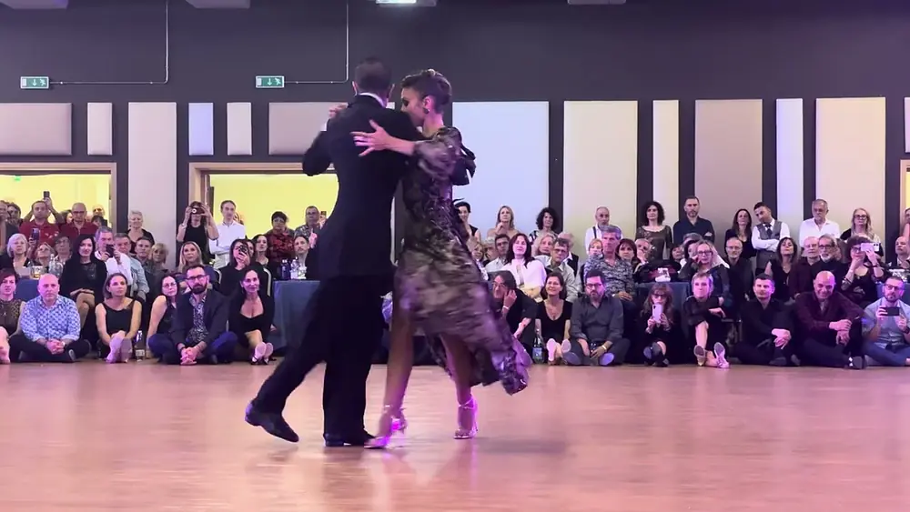 Video thumbnail for Bruna Estellita  Julian Sanchez TangoEuphoria 23/03/2024 (1/2)