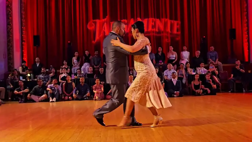 Video thumbnail for Cristina Sosa & Daniel Nacucchio at Tangamente (1 of 4)