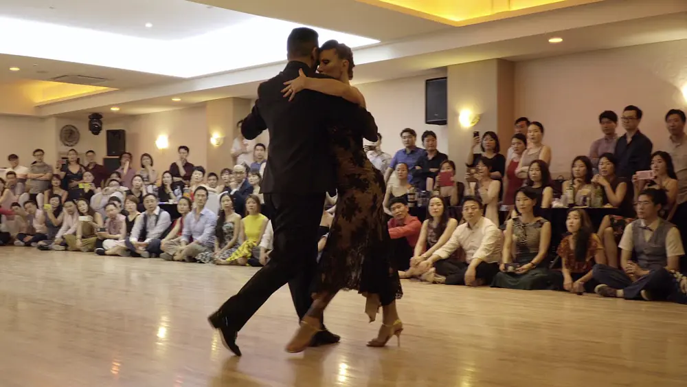 Video thumbnail for [ Tango ] 2018 SITF Grand Party - Sebastian Arce & Mariana Montes (1/5)