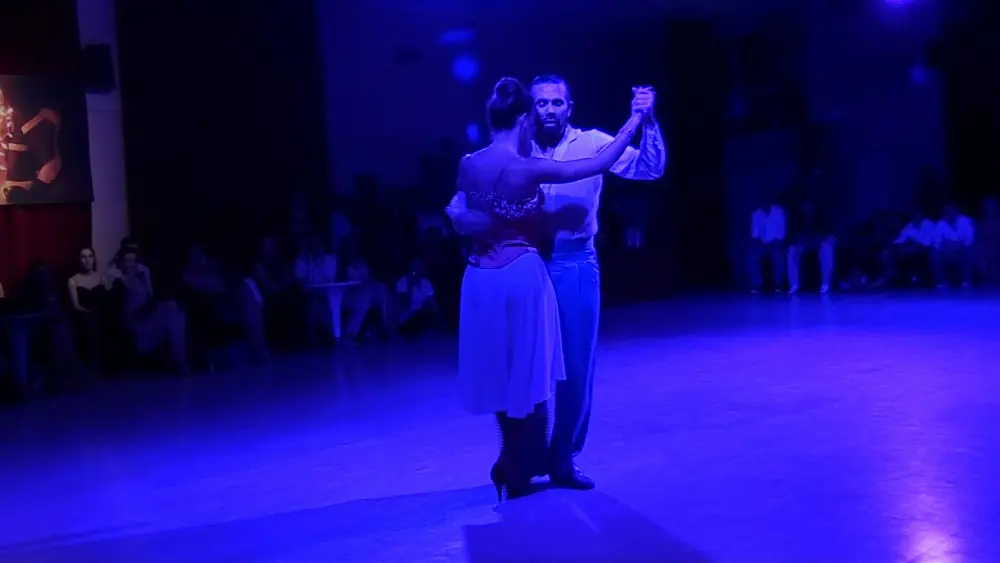 Video thumbnail for Claudio Gonzalez y Melina Brufman- "Milonga para tu ausencia"