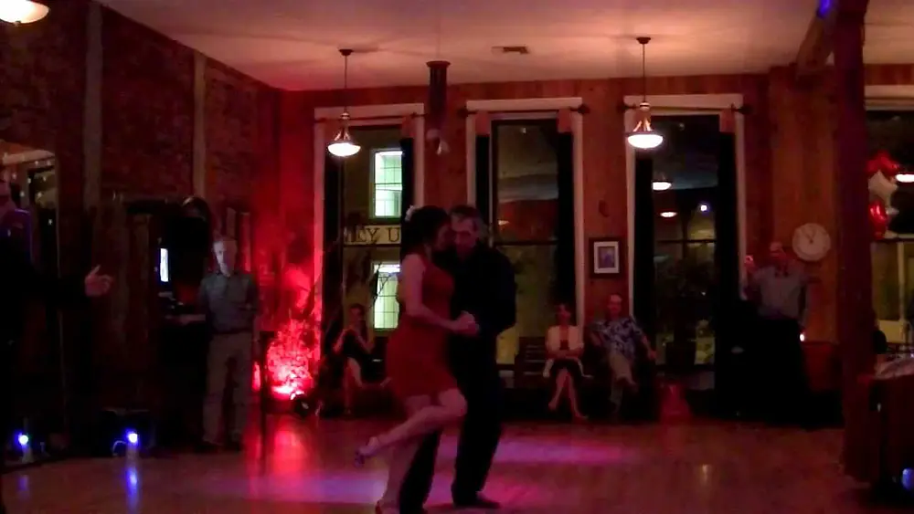 Video thumbnail for Donna Tielsch y Carlos Neuman en  Tango by The River