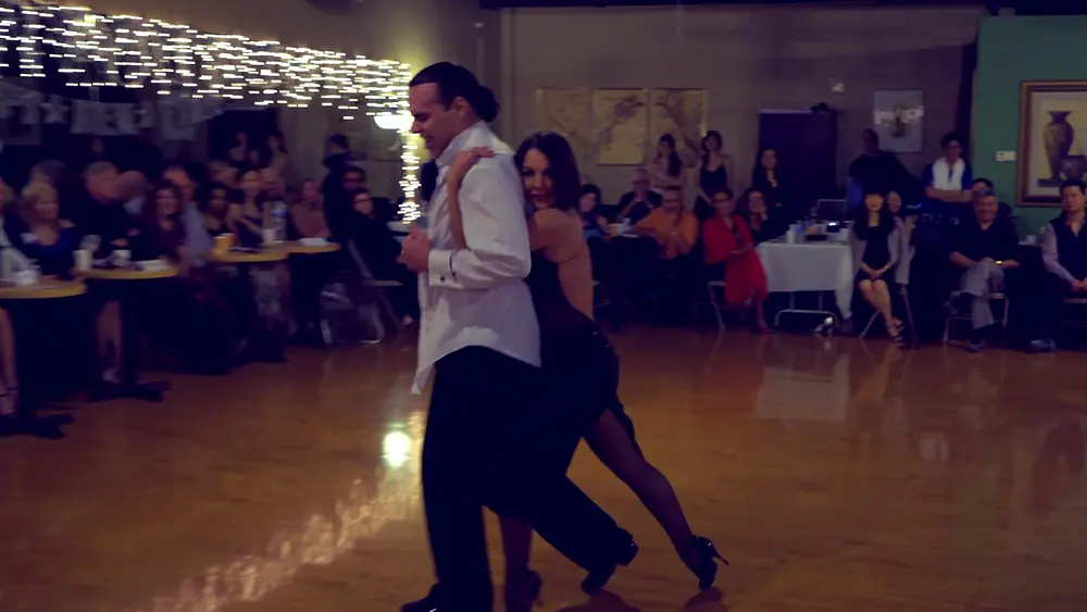 Video thumbnail for Junior Cervila & Guadalupe Garcia | Performance 3