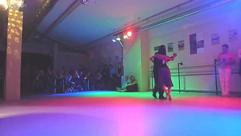 Video thumbnail for Frank Obregón y Jenny Gil