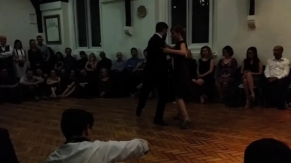 Video thumbnail for Joana Gomez a Sebastian Jimenez - tango show