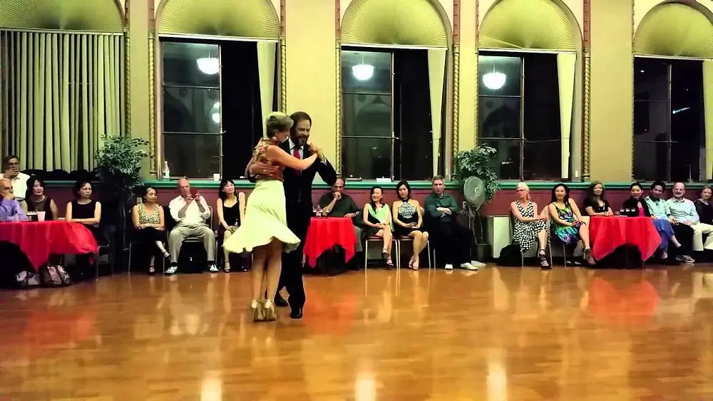 Video thumbnail for Fabian Paralta and Josefina Bermudez,  Milonga 3/3