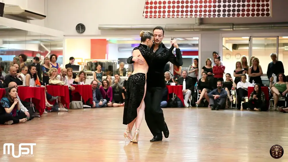 Video thumbnail for Show Bruno Ciarfella Ludovica Antonietti al MUST !!! Tango "Mensaje" Anibal Troilo 12.5.19