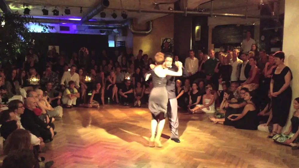 Video thumbnail for Noelia Hurtado & Carlitos Espinoza 3