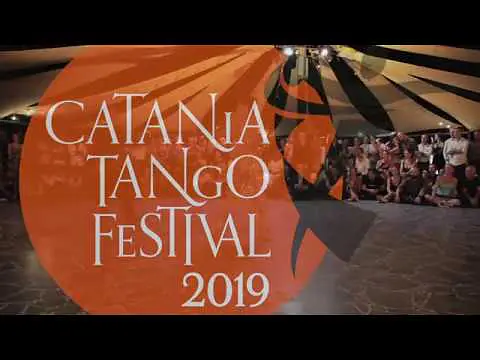 Video thumbnail for Yanina Quiñones y Neri Piliu - Catania Tango Festival 2019 - Esta noche de luna - O. Pugliese