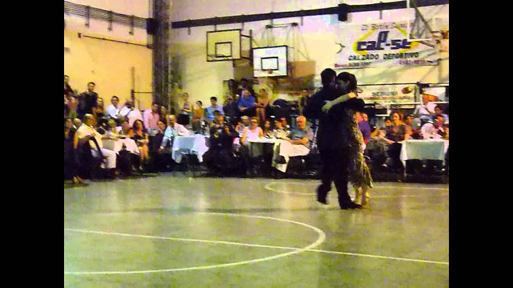 Video thumbnail for Javier Rodriguez y Malena Rodriguez en milonga " Malena "