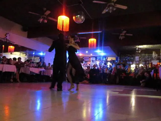 Video thumbnail for Alejandra Gutty y David Palo @ Milonga Tango Club