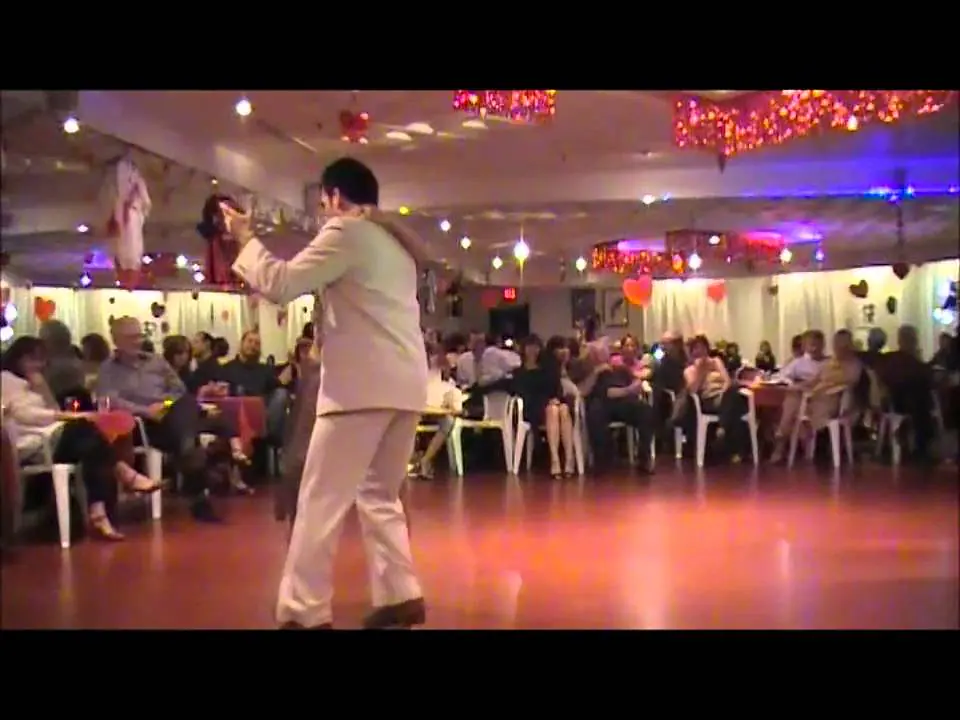 Video thumbnail for Carlos Paredes & Diana Giraldo-La Baldoza-Miami